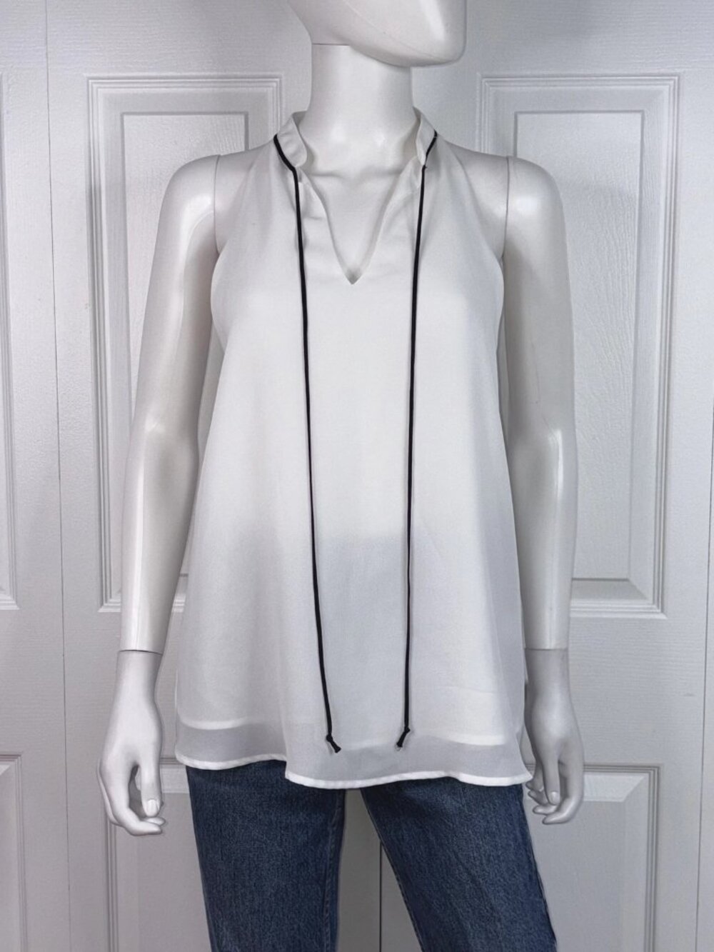 FOURTEENTH PLACE sleeveless summer blouse women's medium